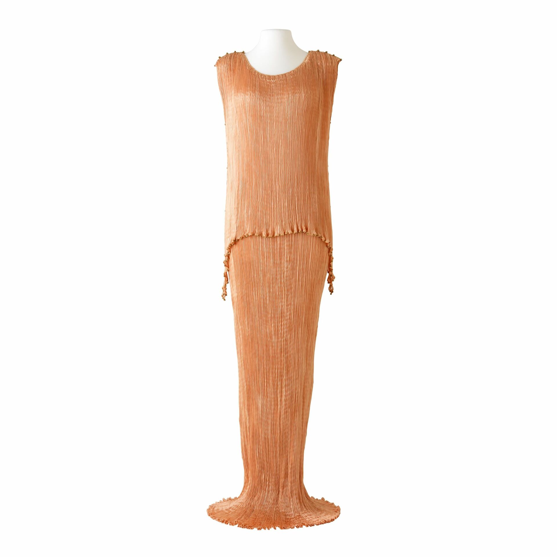 Mariano Fortuny y Madrazo, Robe *Delphos* à tunique courte, Venise, vers 1920-1930. © © musée des Tissus – Pierre Verrier