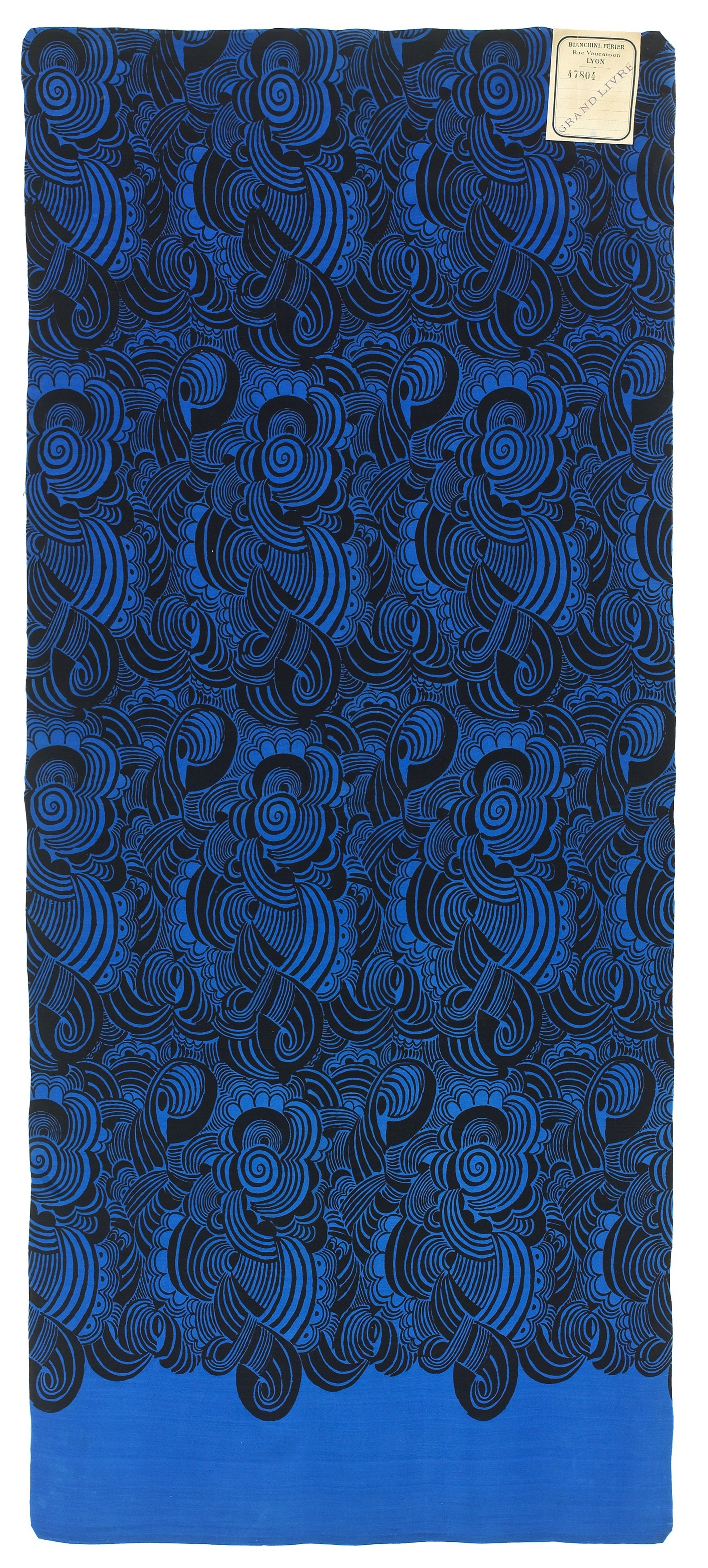 Maison Bianchini-Férier, Raoul Dufy, Taffetas à décor de spirales stylisées, Lyon, 1921. © © Lyon, musée des Tissus – Pierre Verrier