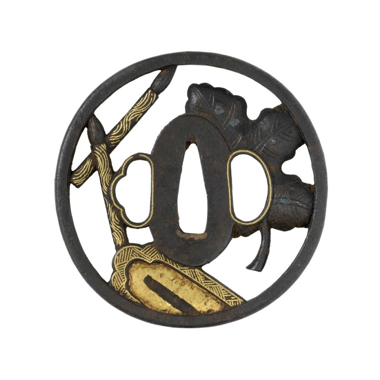 Tsuba, Japon. MAD 3100.5. Legs de Mme Robert, 1981 © © Lyon, musée des Tissus et des Arts décoratifs — Sylvain Pretto